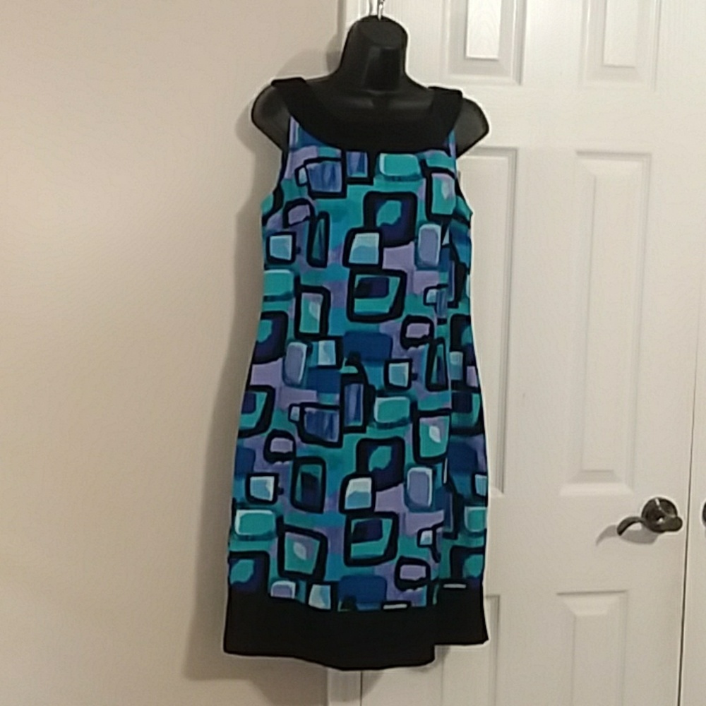 Retro vintage graphic design Connected apparel dress - Picture 3 of 4